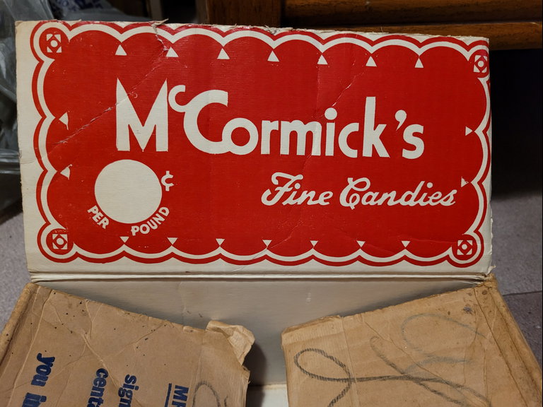 McCormicks Candy logo